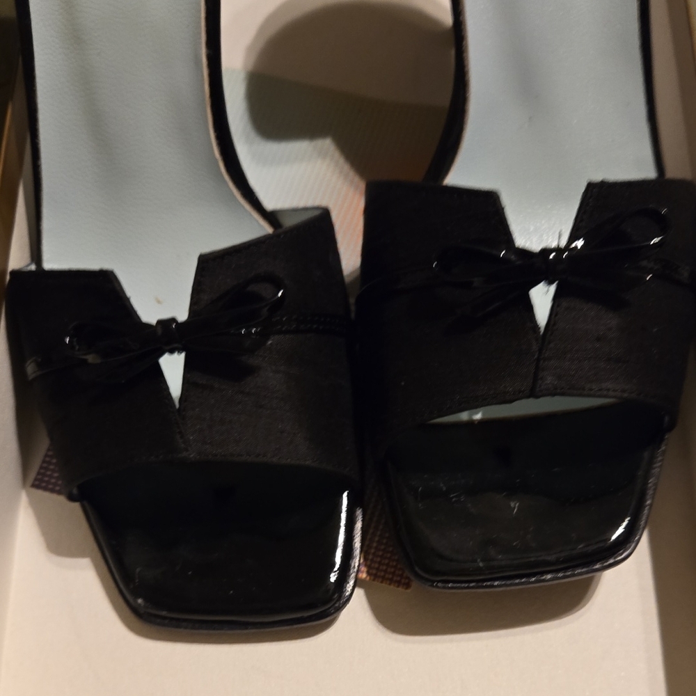 Vintage Audley Black Satin Leather Bow Peep Toe Heels Size 37.5 (7.5B) W/Box - Picture 9 of 12